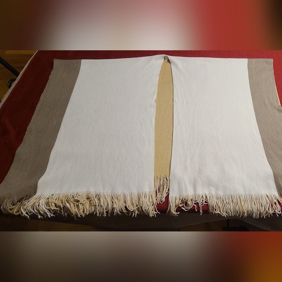 Shall wrap - Picture 4 of 4